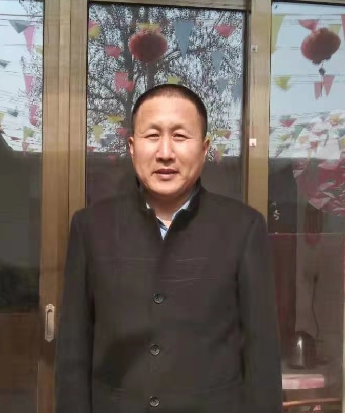 边柬宇