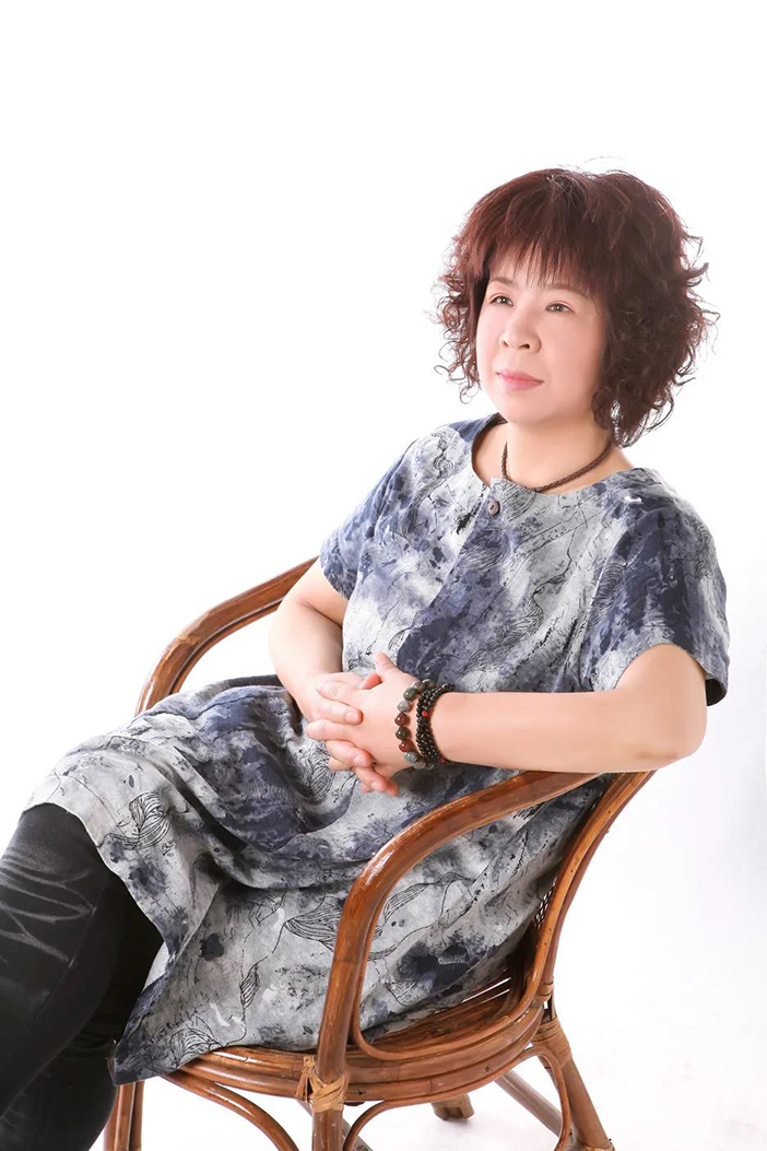 画家张志能