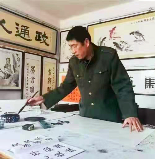 田新桐