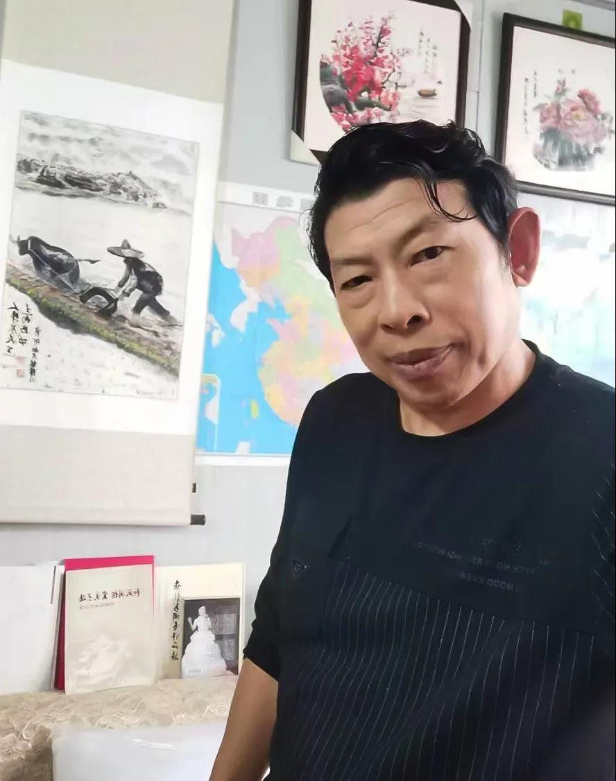 邓琳怀